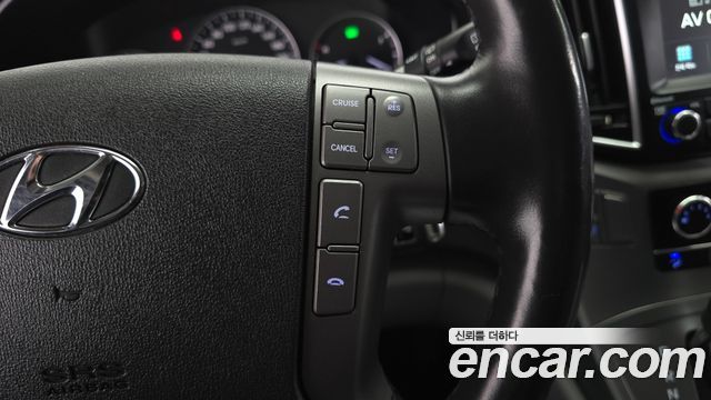 Hyundai Starex 2021 — photo 21