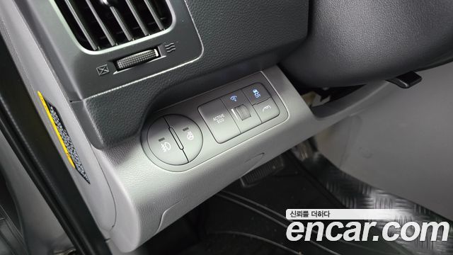 Hyundai Starex 2021 — photo 26