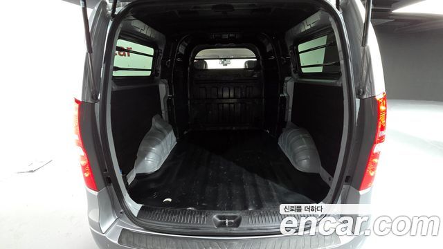 Hyundai Starex 2021 — photo 27