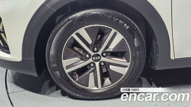 Kia Niro 2020 — photo 5