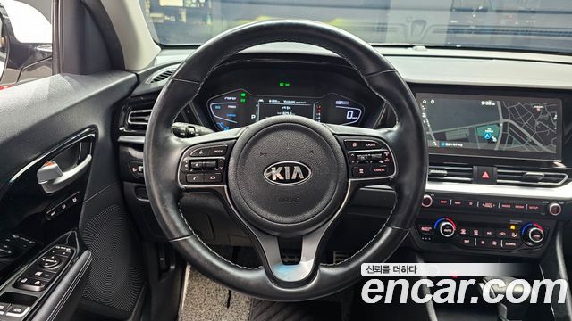 Kia Niro 2020 — photo 19
