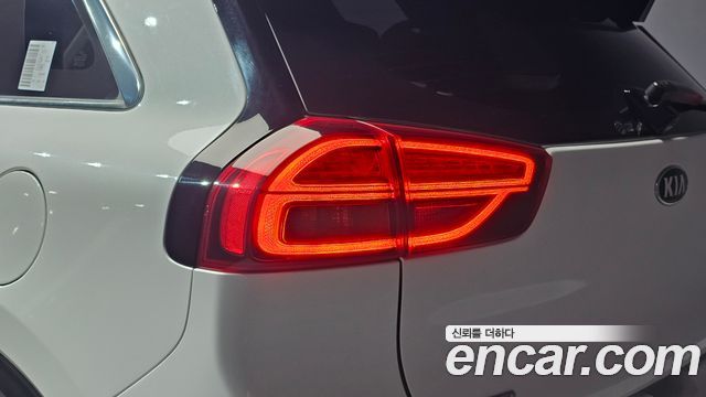 Kia Niro 2020 — photo 9