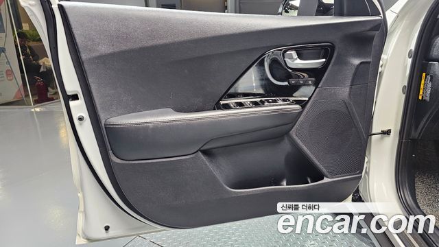 Kia Niro 2020 — photo 14