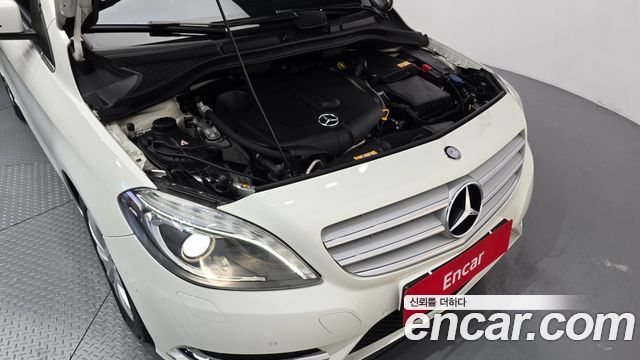 Mercedes-Benz B-Class 2014 — photo 6