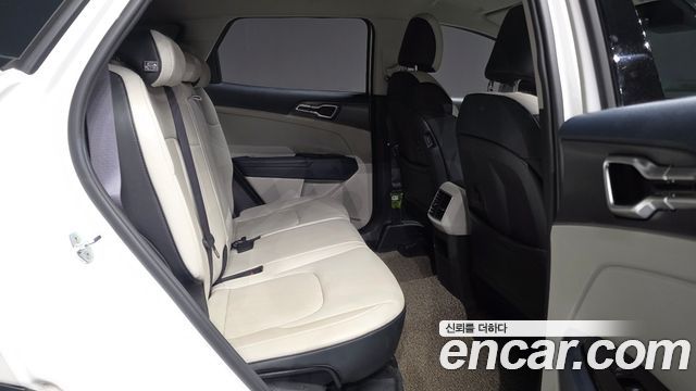 Kia Sportage 2022 — photo 12