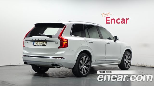 Volvo XC90 2021 — photo 2