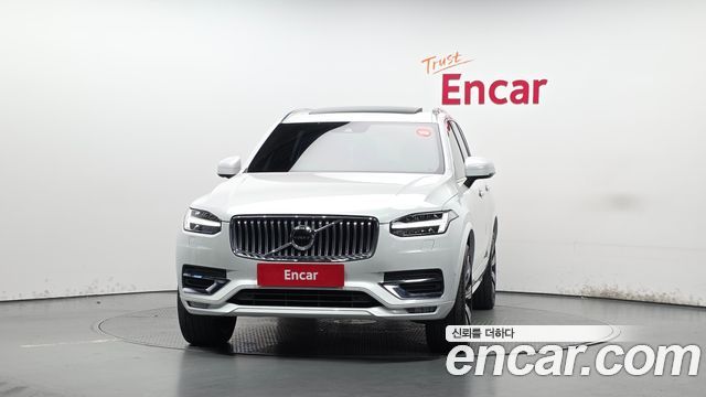 Volvo XC90 2021 — photo 3