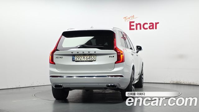 Volvo XC90 2021 — photo 4