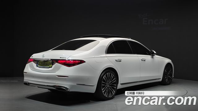Mercedes-Benz S-Class 2024 — photo 2