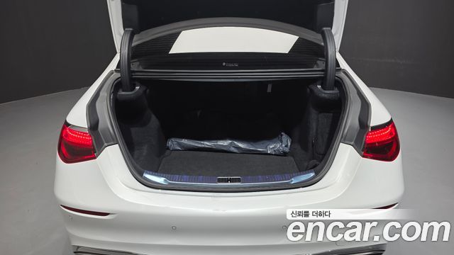 Mercedes-Benz S-Class 2024 — photo 25