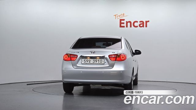 Hyundai AVANTE 2010 — photo 4