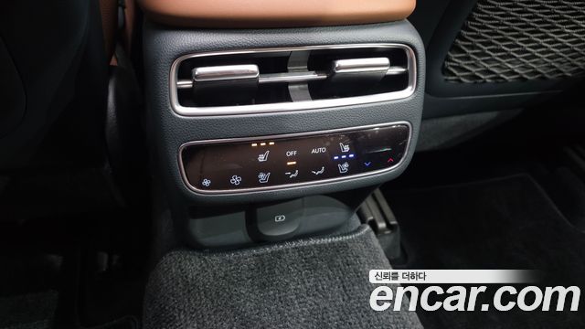 Genesis GV70 2025 — photo 25