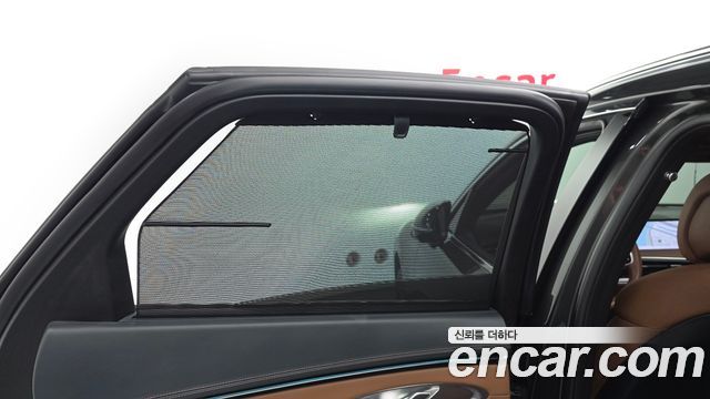 Genesis GV70 2025 — photo 30
