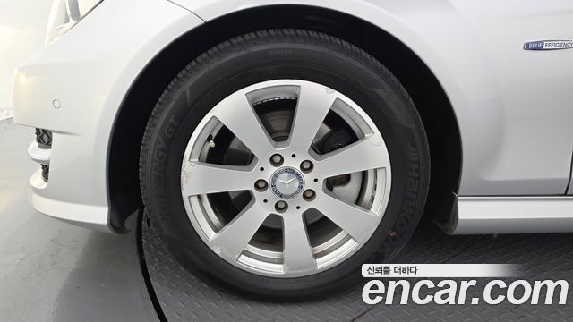Mercedes-Benz C-Class 2012 — photo 5