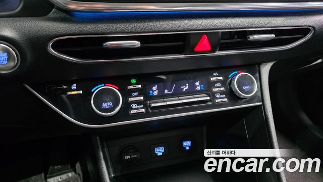 Hyundai Sonata 2023 — photo 24