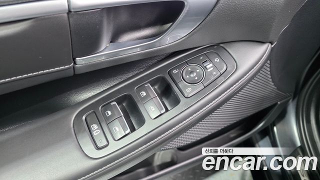 Hyundai Sonata 2023 — photo 27