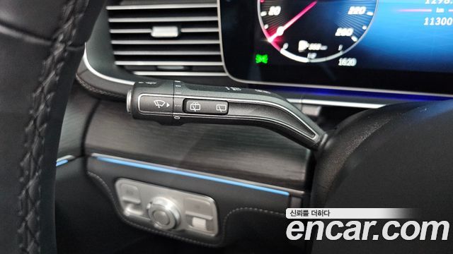 Mercedes-Benz GLE-Class 2026 — photo 21