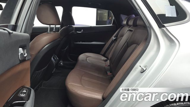 Kia K5 2017 — photo 16