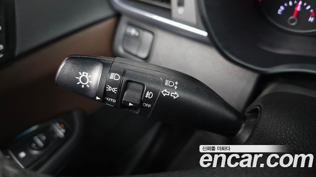Kia K5 2017 — photo 30