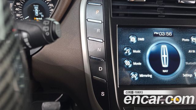 Lincoln MKC 2017 — photo 9