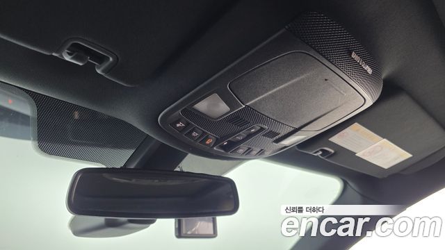 Lincoln MKC 2017 — photo 17