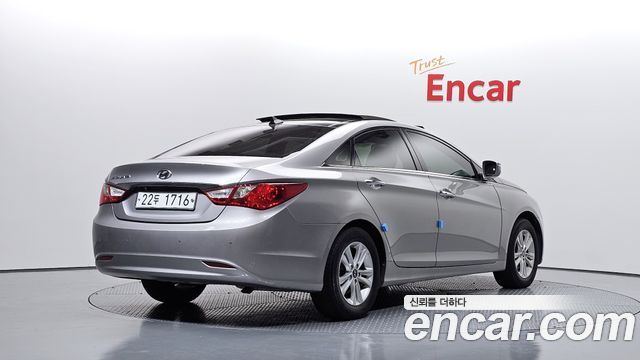 Hyundai Sonata 2012 — photo 2