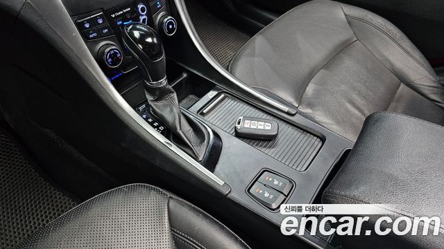 Hyundai Sonata 2012 — photo 12
