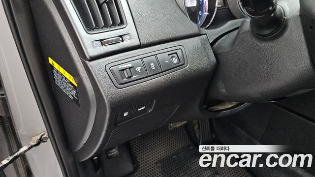Hyundai Sonata 2012 — photo 27