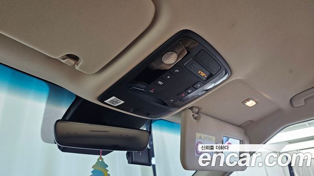 Kia Canival 2022 — photo 26