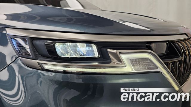 Kia Canival 2022 — photo 8