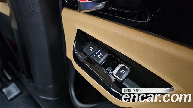 Kia Canival 2022 — photo 30