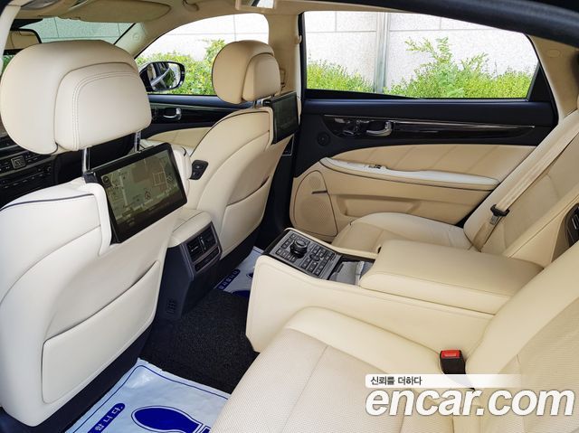 Hyundai Equus 2014 — photo 4