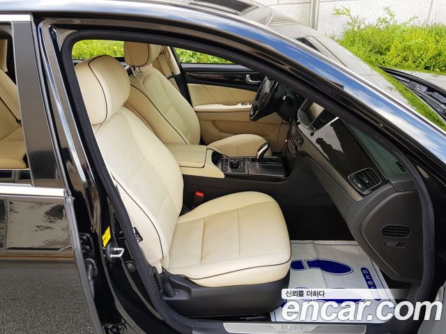 Hyundai Equus 2014 — photo 11