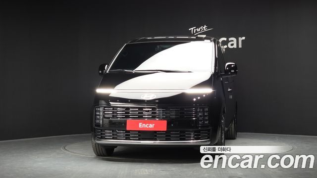 Hyundai Staria 2026 — photo 3