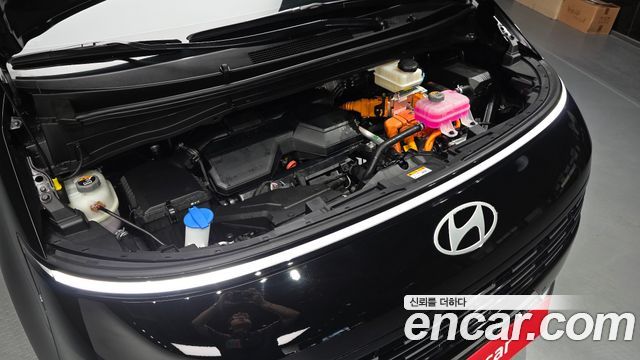 Hyundai Staria 2026 — photo 6