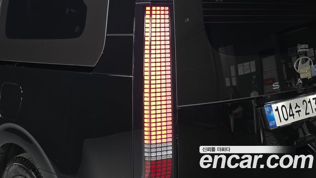 Hyundai Staria 2026 — photo 9
