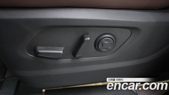 Hyundai Staria 2026 — photo 31