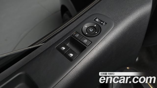 Hyundai Staria 2026 — photo 35