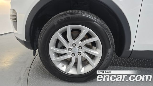 Land Rover Discovery Sport 2019 — photo 5