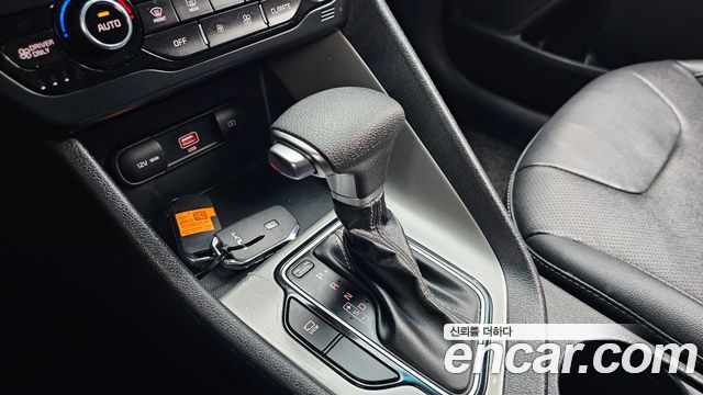 Kia Niro 2022 — photo 9
