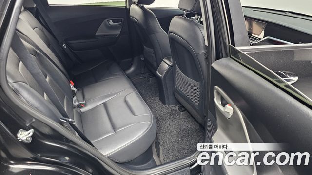 Kia Niro 2022 — photo 11
