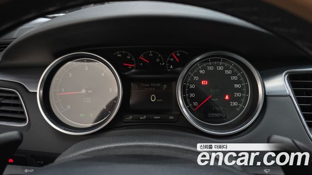 Peugeot 508 2017 — photo 8
