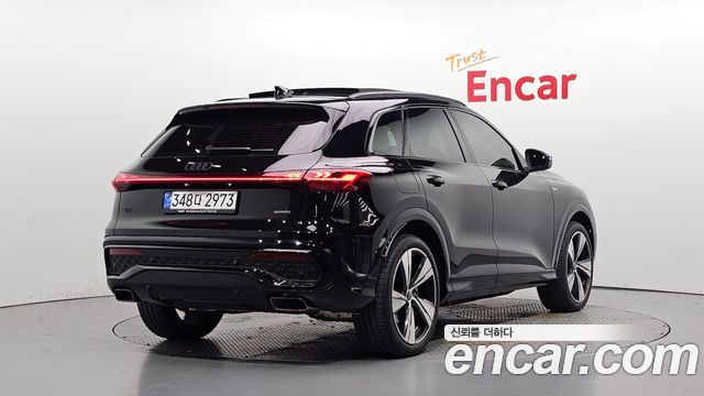 Audi Q5 2025 — photo 2
