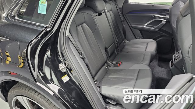 Audi Q5 2025 — photo 17