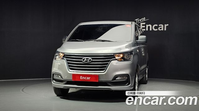 Hyundai Starex 2019 — photo 3