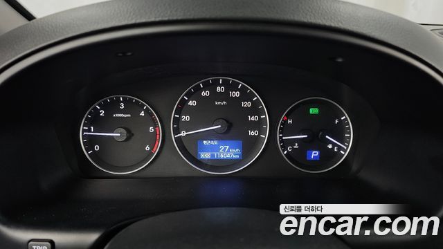 Hyundai Starex 2019 — photo 11