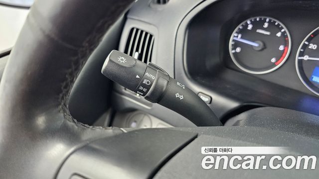Hyundai Starex 2019 — photo 23