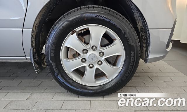 Hyundai Starex 2019 — photo 7
