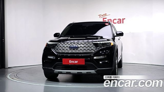 Ford Explorer 2022 — photo 3