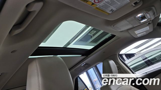 Ford Explorer 2022 — photo 17